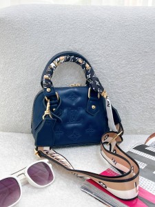 کیف روسری ال وی 3394