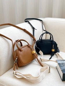 کیف زارا بهار 1137