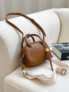 کیف زارا بهار 1137