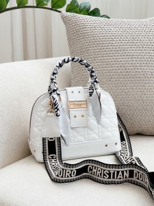 کیف صندوقی جلوسگک 2730