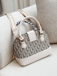 کیف صندوقی جلوسگک 2730