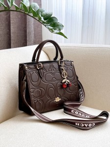 کیف مربع کوچ 3586