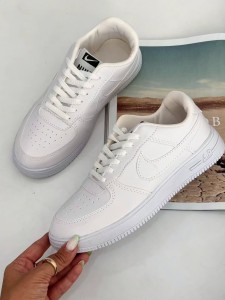 ونس نایک ایر بهراد 5593