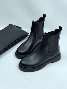 نیم بوت دوکش بی بی 5670