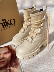 نیم بوت استرج بندی سانی 1358