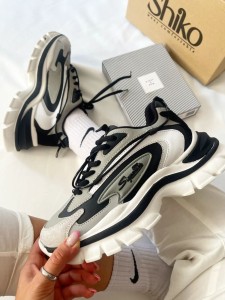 کتونی سیگناچرز 1369