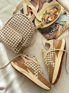 کتونی پیچازی 1430