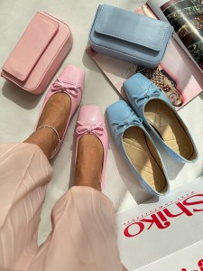 کالج نیوپاپیون 1543