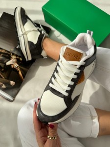 کتونی جیوکس 725