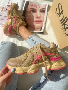 آسیکس حراجی 1572