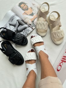 صندل پنجه چروک 1610