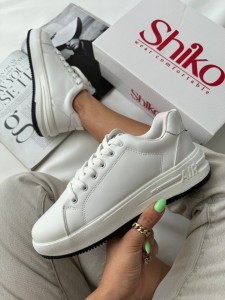 نایک چرمی 1643