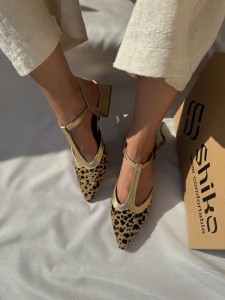 پاشنه نوک تیز مبلی 4005