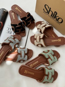 اسلیپر هرمس ایت 1672