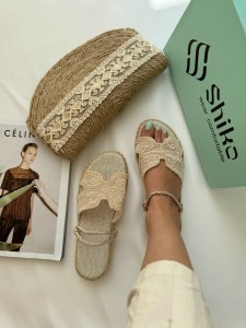 صندل هرمس گیپوری 1739