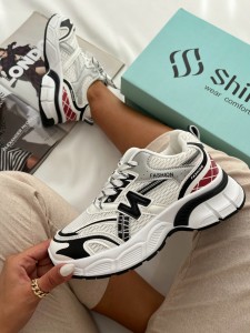 نیوبالانس فشیون اسپرت 1816