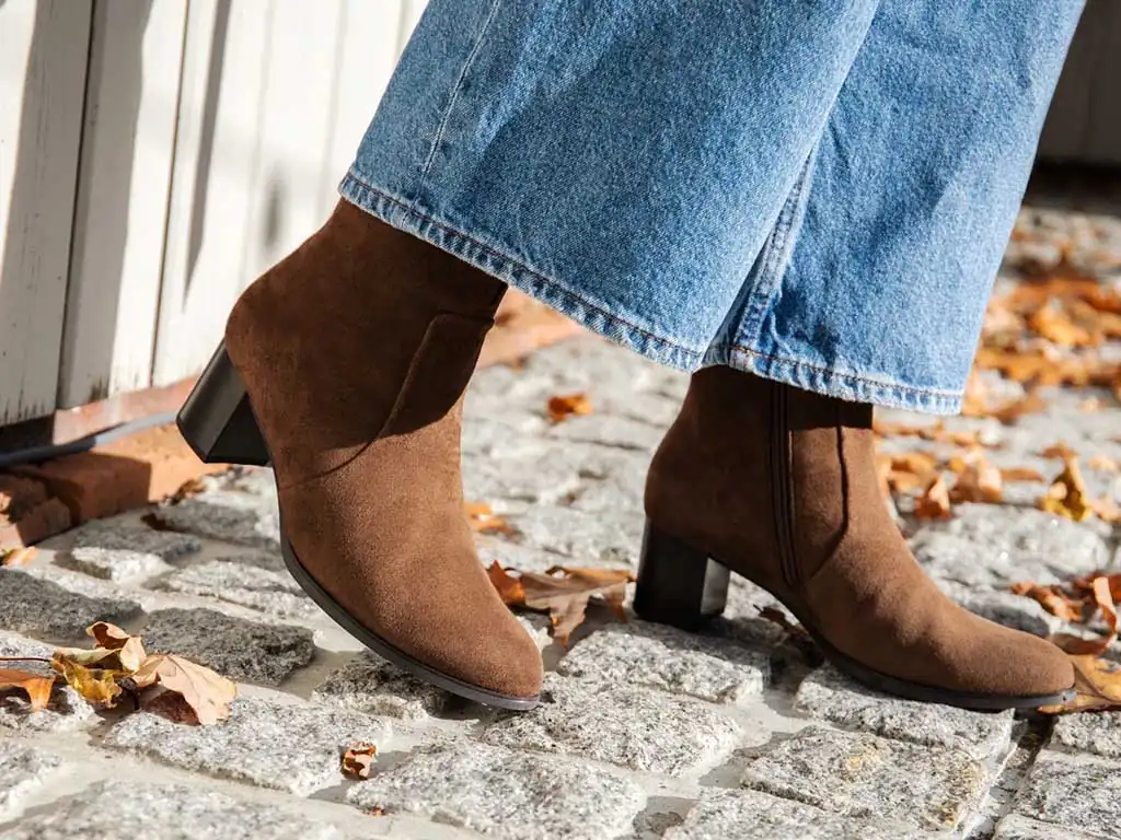 بوت جیر زنانه