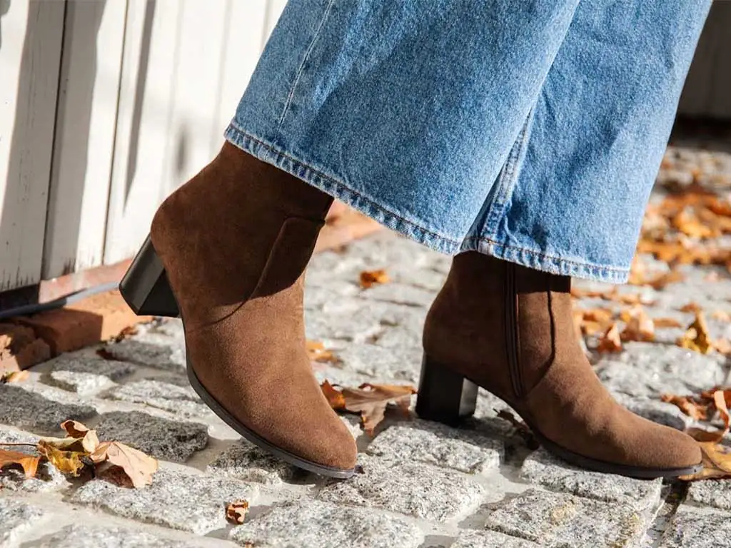 نیم بوت جیر زنانه