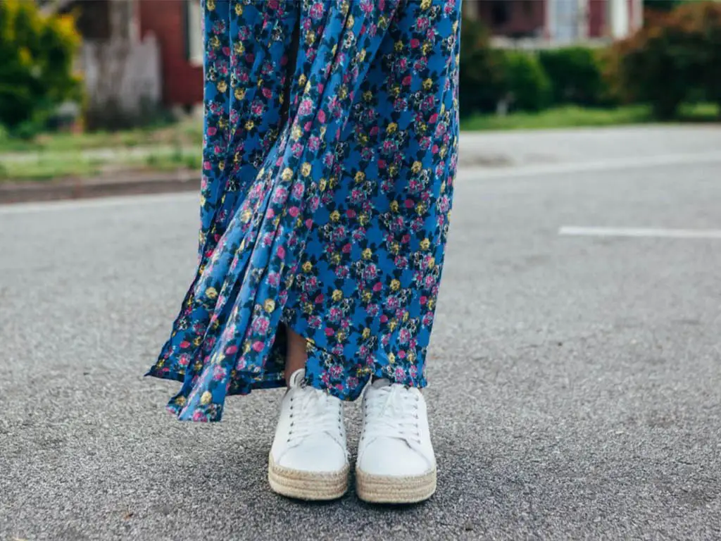 کفش سفید زنانه