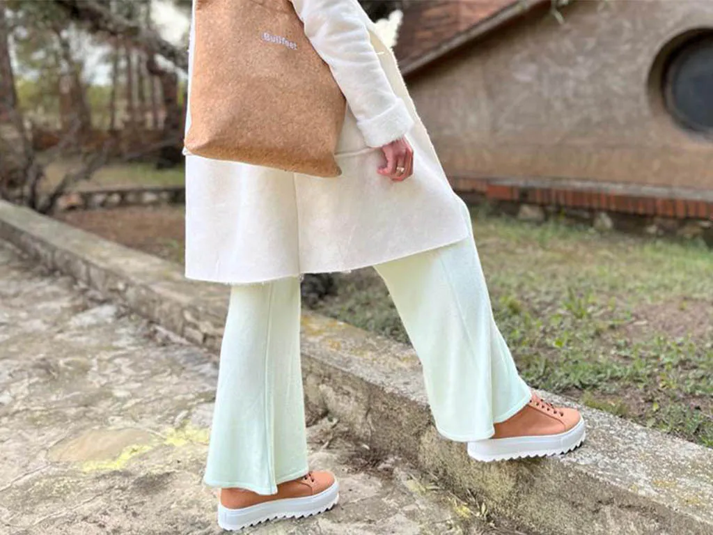 کتونی لژدار زنانه