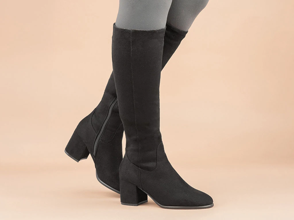 معرفی 10 مدل بوت بلند و چکمه زنانه برای درخشش استایل شما