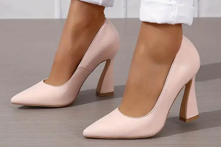 پاشنه فلر (Flare Heel)