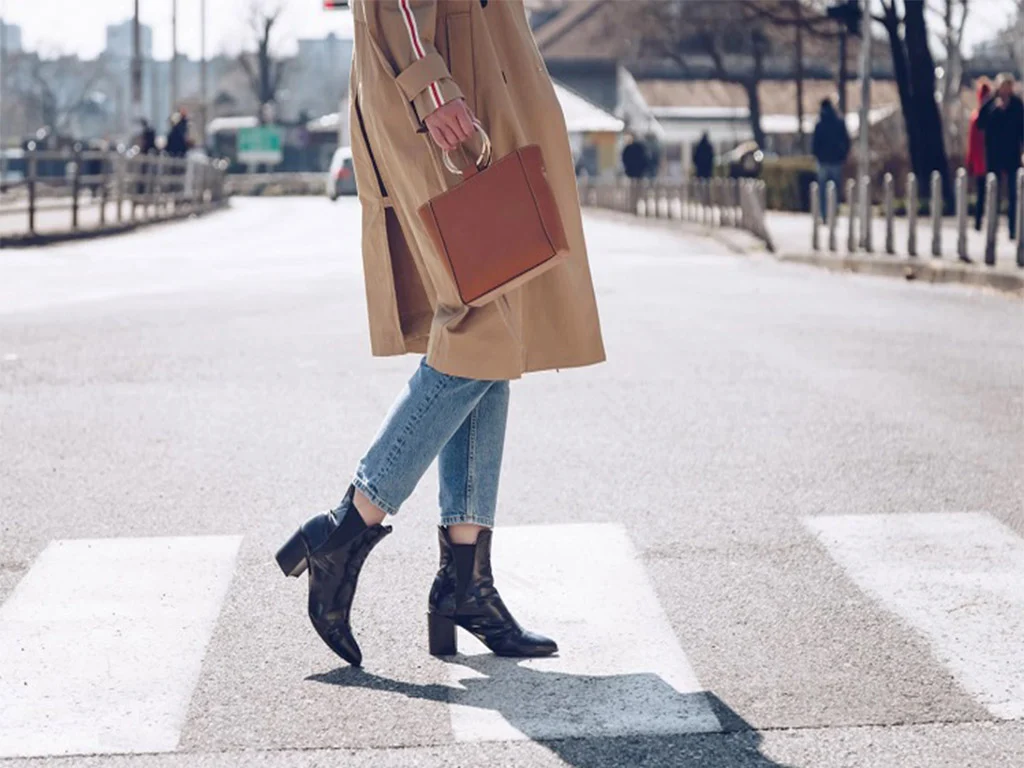 راهنمای انتخاب بوت زنانه مناسب انواع مانتو، پالتو و کت