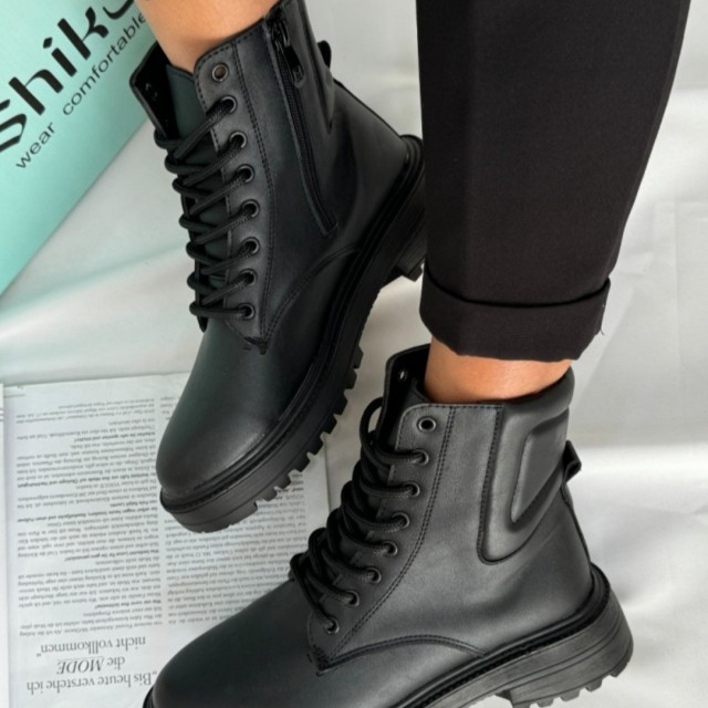 نیم بوت واریور نونا 1897