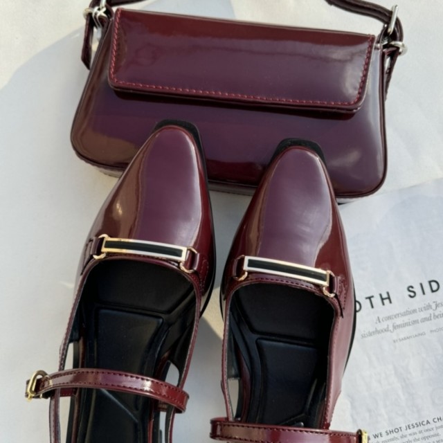 نوک تیز استرا1972