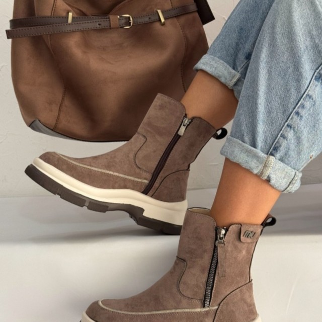 نیم بوت میو بتا 4266