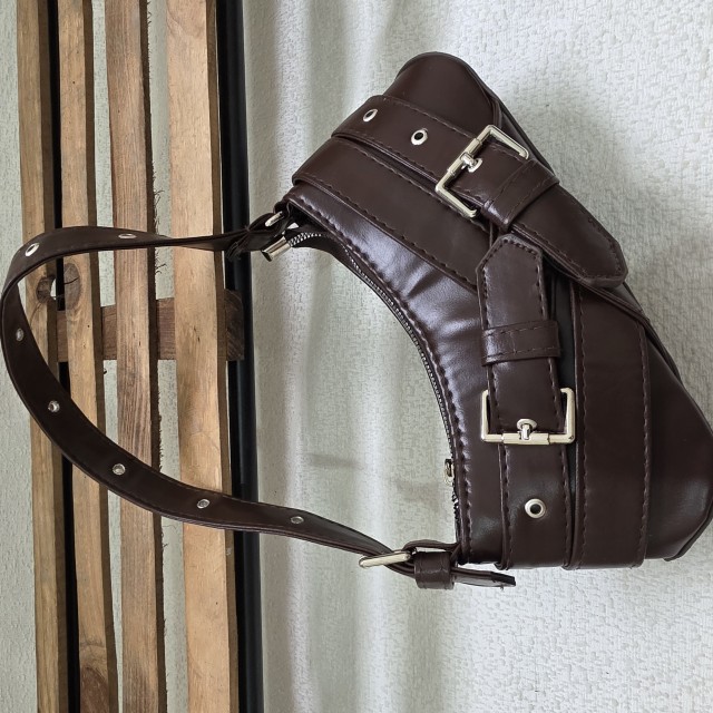 کیف پاس تک بند 1000