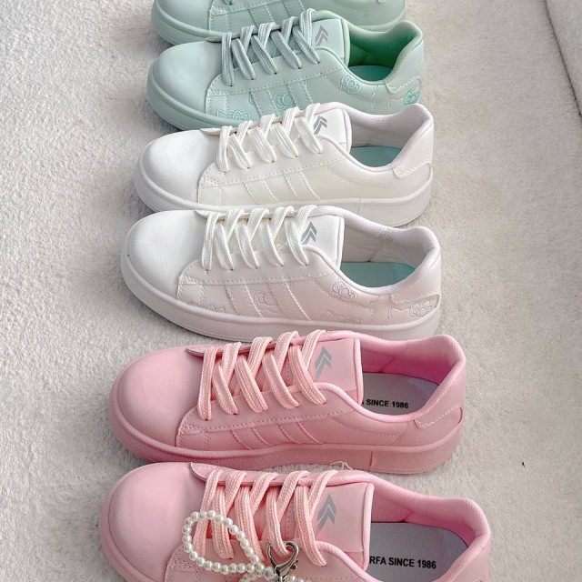 ونس کیتی پلاس 4349