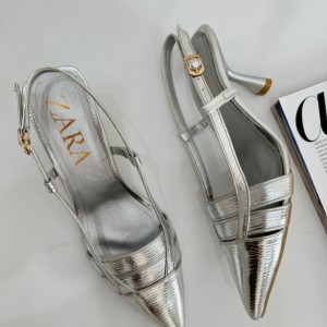 پاشنه سه رکاب زارا 3065