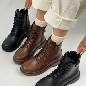 نیم بوت اوکی 4199