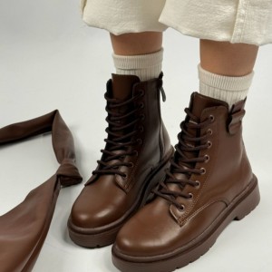 نیم بوت اوکی 4199