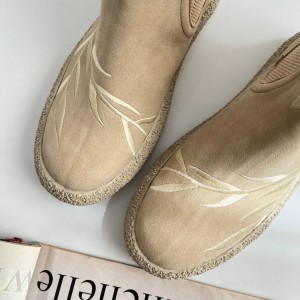 نیم بوت گلدوزی زیره برفی روژکا 4204