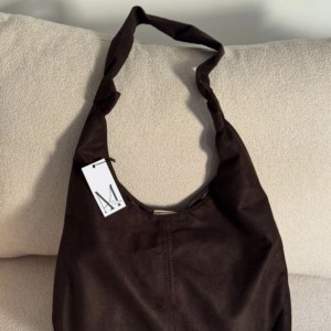 کیف سوئیت شل مدل ژیلا3205