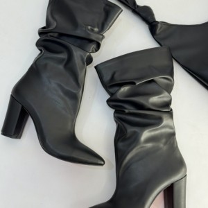 نیم بوت پاشنه کوتاه مکس 4265