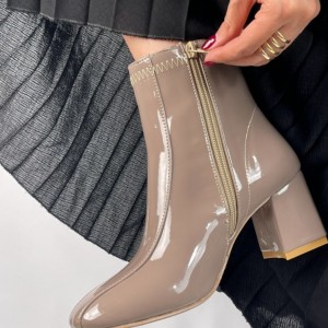 پاشنه دومان 1592