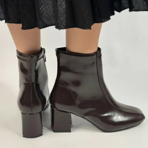 پاشنه دومان 1592