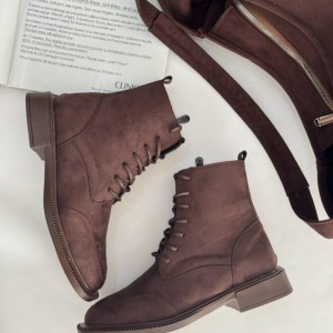 نیم بوت روما شیکو 4207