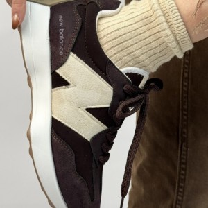 نیوبالانس کاراک 327