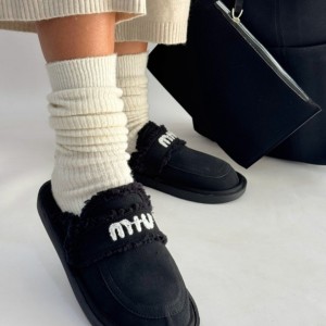 اسلیپر جلو بسته دالیا 4078