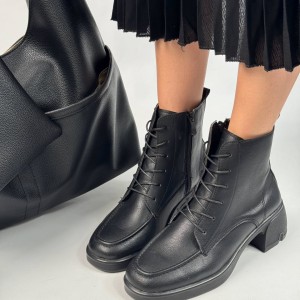 نیم بوت ساعتی بندی 677