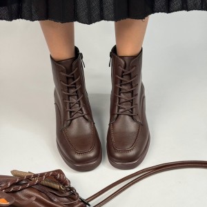 نیم بوت ساعتی بندی 677