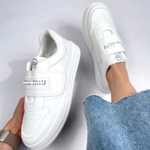 ونس چسبی میو میو 4380