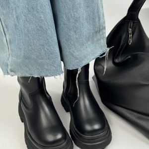 نیم بوت بغل سگک ارج 2470