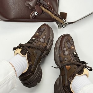 کتونی  گل 2990