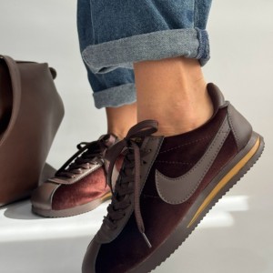 ونس نایک کورتز 4234