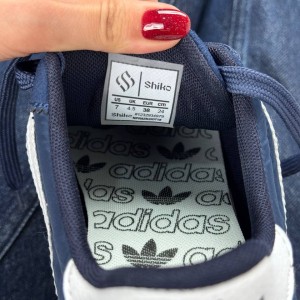 آدیداس اس ال 72